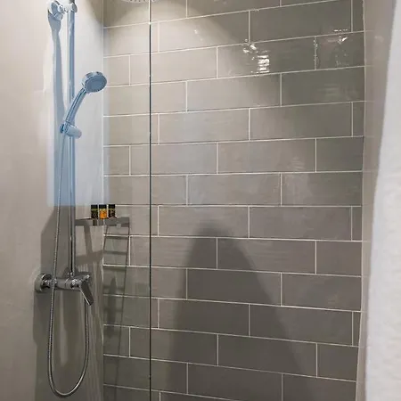 The48suites بيت ضيافة خانيا